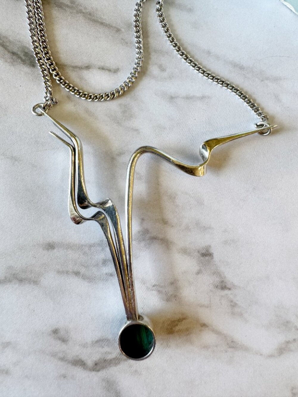 Vintage Sterling Silver Abstract Wavy Malachite Necklace - Picture 3 of 5
